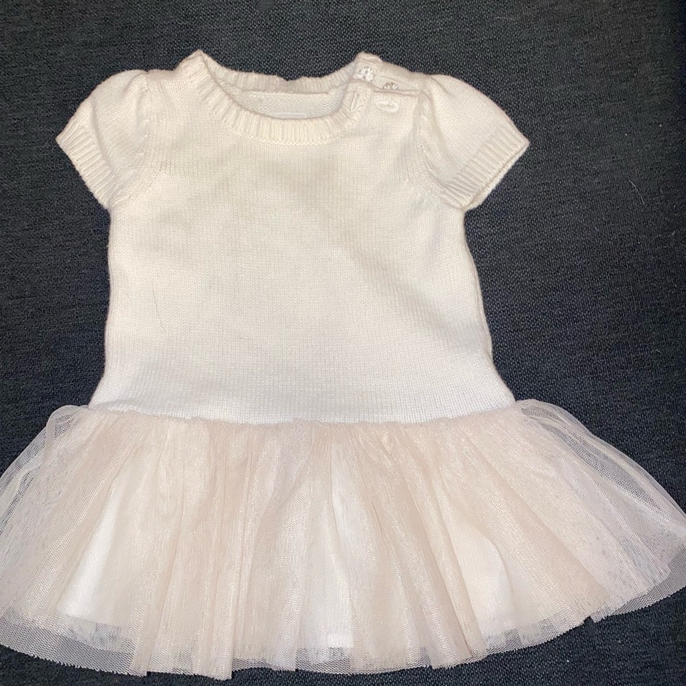 DELICATE beauty - angelic baby Gap knit infant dress with toile skirt